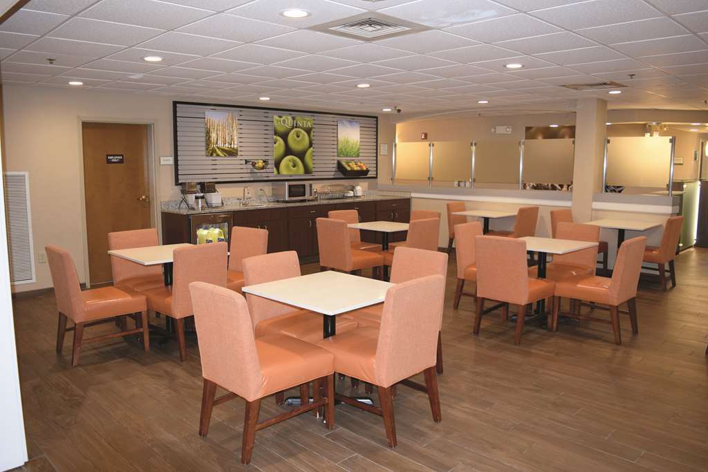 La Quinta By Wyndham Mechanicsburg - Harrisburg Hotel Facilities photo